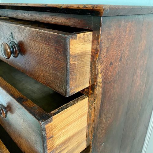 GEORGIAN OAK CHEST OF DRAWERS - ADDITIONAL PHOTO 7
