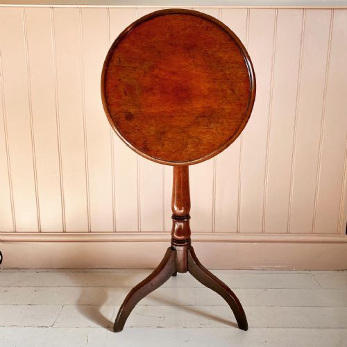 19TH CENTURY MAHOGANY TILT TOP OCCASIONAL TABLE - ADDITIONAL PHOTO 2