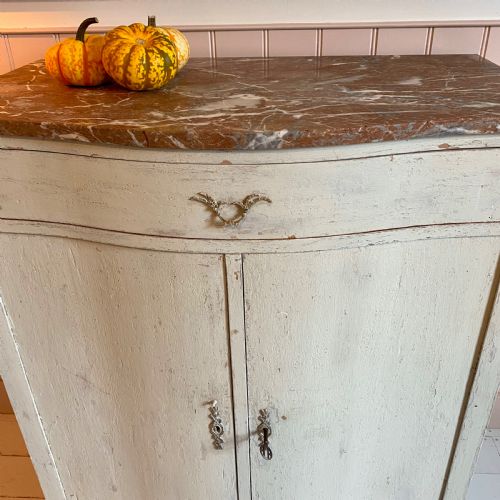 19TH CENTURY SWEDISH PAINTED CUPBOARD - ADDITIONAL PHOTO 1