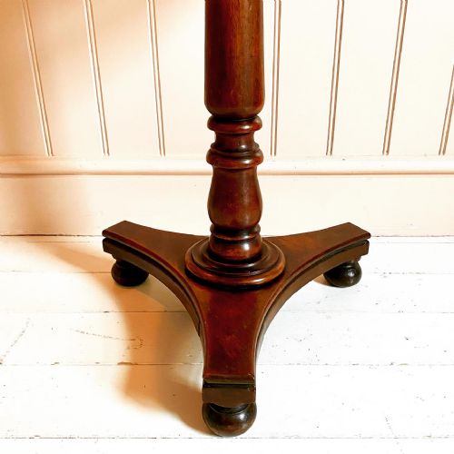 19TH CENTURY MAHOGANY OCCASIONAL TABLE - ADDITIONAL PHOTO 3