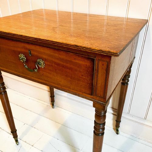 19TH CENTURY MAHOGANY SIDE TABLE - ADDITIONAL PHOTO 6