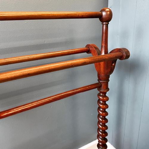 19TH CENTURY MAHOGANY TOWEL RAIL - ADDITIONAL PHOTO 4