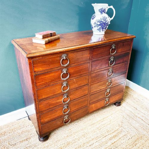 19TH CENTURY MAHOGANY CHEST OF DRAWERS - ADDITIONAL PHOTO 1