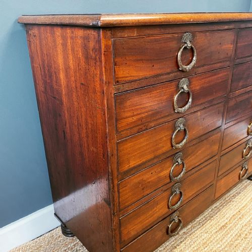 19TH CENTURY MAHOGANY CHEST OF DRAWERS - ADDITIONAL PHOTO 3