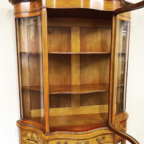 19TH CENTURY SATINWOOD INLAID DISPLAY CABINET - ADDITIONAL PHOTO 2