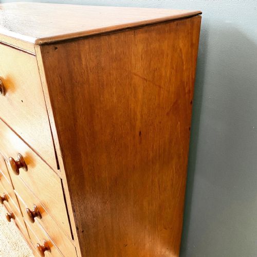 19TH CENTURY MAHOGANY CHEST OF DRAWERS - ADDITIONAL PHOTO 6