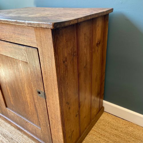19TH CENTURY PINE CUPBOARD - ADDITIONAL PHOTO 5