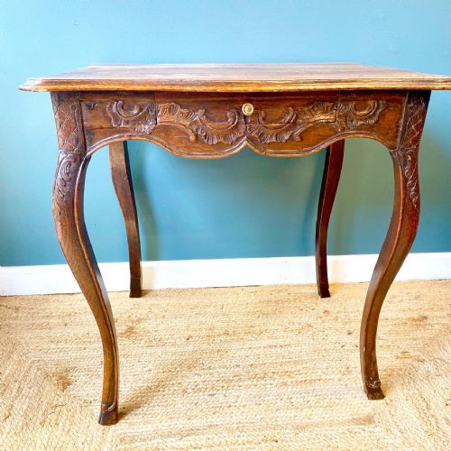 19TH CENTURY FRENCH OAK SIDE TABLE - ADDITIONAL PHOTO 1