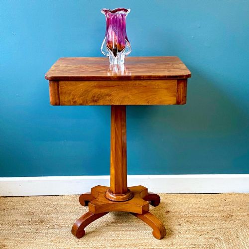 19th century mahogany side table - CATEGORY: ANTIQUE TABLES - DATED 19TH CENTURY