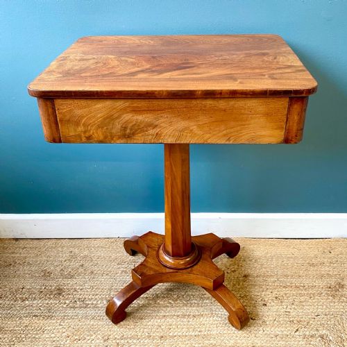 19TH CENTURY MAHOGANY SIDE TABLE - ADDITIONAL PHOTO 1
