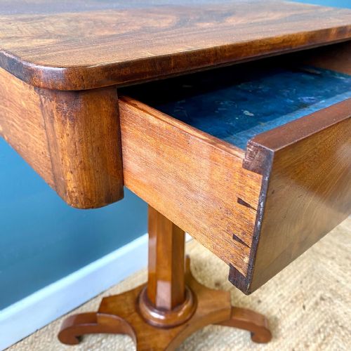 19TH CENTURY MAHOGANY SIDE TABLE - ADDITIONAL PHOTO 6