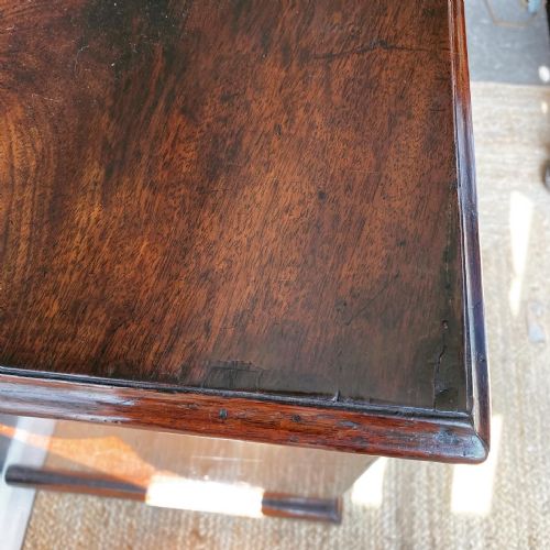 GEORGIAN MAHOGANY CHEST OF DRAWERS - ADDITIONAL PHOTO 3