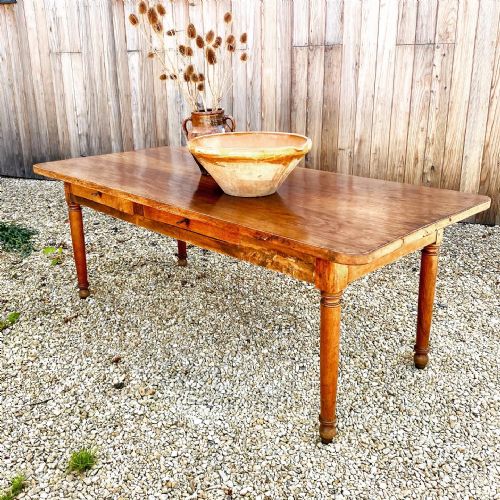 19th century french walnut farmhouse dining table - CATEGORY: ANTIQUE TABLES - DATED 19TH CENTURY