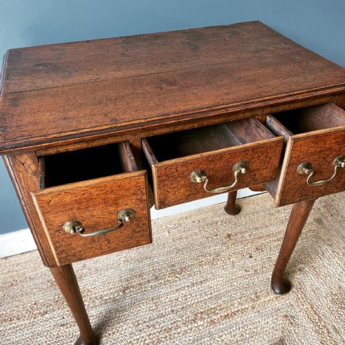 18TH CENTURY STYLE OAK LOWBOY - ADDITIONAL PHOTO 4