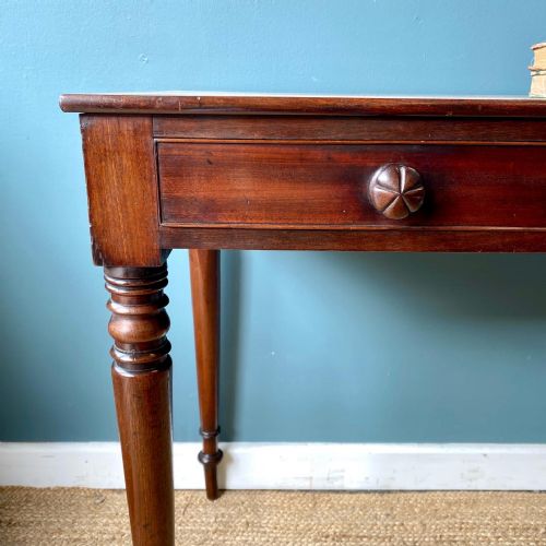 EARLY 19TH CENTURY MAHOGANY SIDE TABLE - ADDITIONAL PHOTO 1