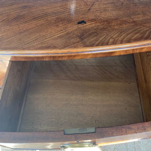 REGENCY MAHOGANY BOW FRONT CHEST OF DRAWERS - ADDITIONAL PHOTO 7
