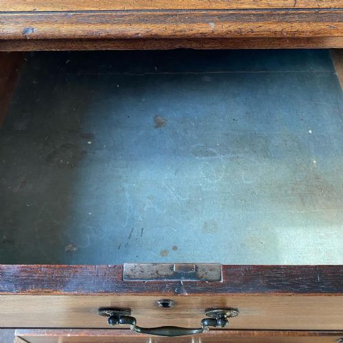 GEORGIAN MAHOGANY CHEST OF DRAWERS - ADDITIONAL PHOTO 5