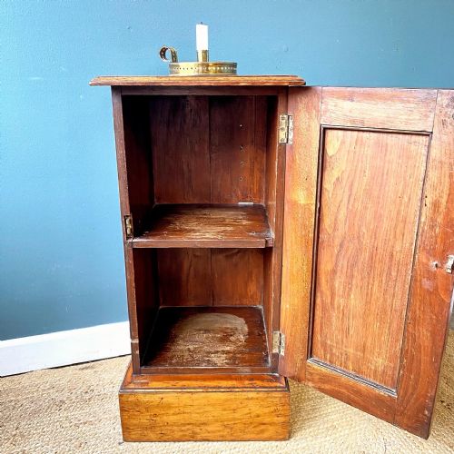 19TH CENTURY WALNUT POT CUPBOARD - ADDITIONAL PHOTO 3