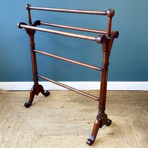 19TH CENTURY MAHOGANY TOWEL RAIL - ADDITIONAL PHOTO 1
