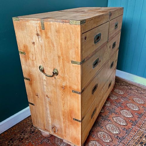 19TH CENTURY CAMPAIGN CHEST OF DRAWERS - ADDITIONAL PHOTO 4