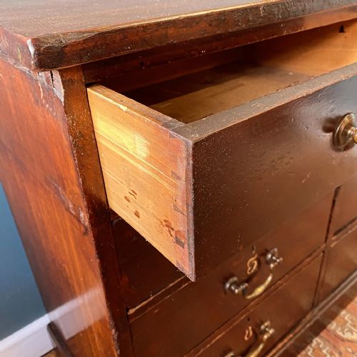 MAHOGANY CHEST OF DRAWERS - ADDITIONAL PHOTO 5