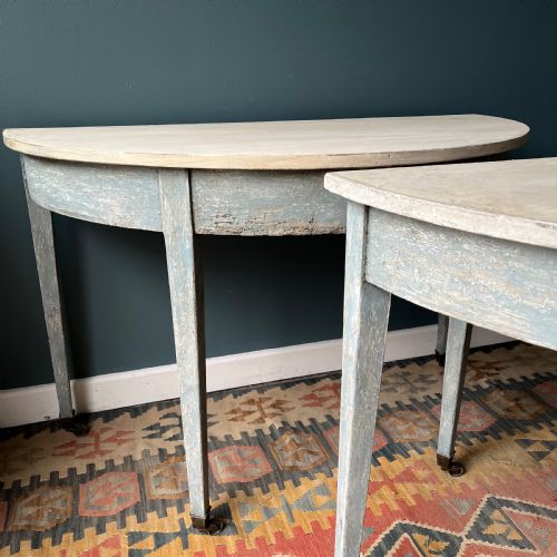 GEORGIAN DEMI LUNE PAIR OF TABLES - ADDITIONAL PHOTO 4