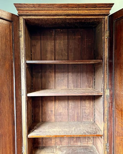 19TH CENTURY OAK ESTATE CUPBOARD - ADDITIONAL PHOTO 3