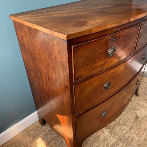 REGENCY MAHOGANY BOW FRONT CHEST OF DRAWERS - ADDITIONAL PHOTO 4