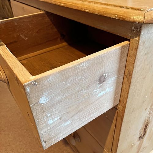 VICTORIAN PINE CHEST OF DRAWERS - ADDITIONAL PHOTO 8