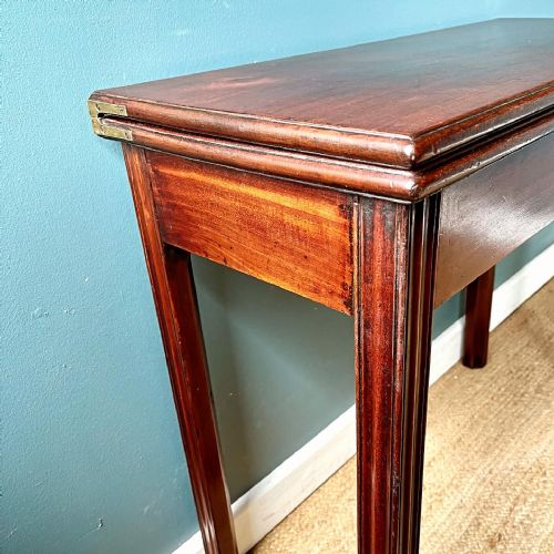 GEORGIAN MAHOGANY TEA TABLE - ADDITIONAL PHOTO 6