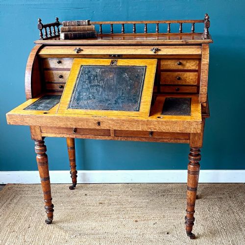 19TH CENTURY OAK ROLLTOP DESK - ADDITIONAL PHOTO 1