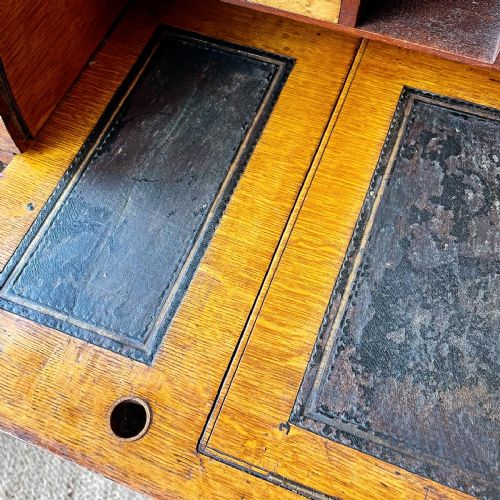 19TH CENTURY OAK ROLLTOP DESK - ADDITIONAL PHOTO 4