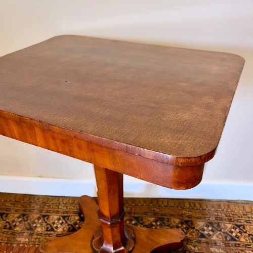 19TH CENTURY MAHOGANY SIDE TABLE - ADDITIONAL PHOTO 2