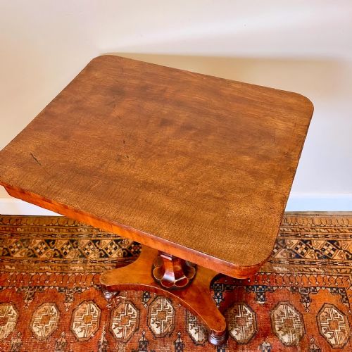 19TH CENTURY MAHOGANY SIDE TABLE - ADDITIONAL PHOTO 4