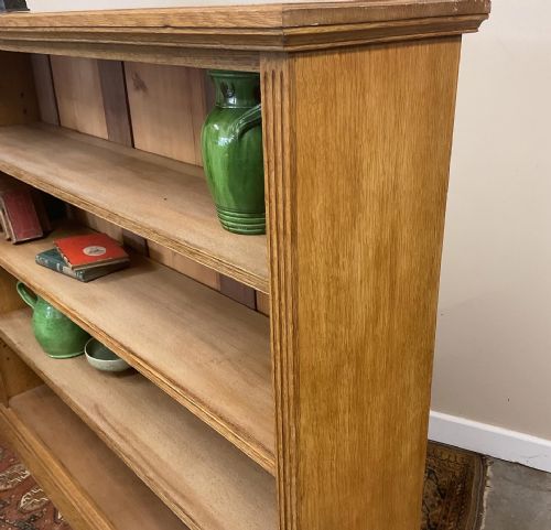 19TH CENTURY OAK BOOKCASE - ADDITIONAL PHOTO 2