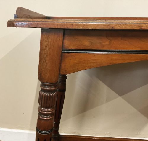 19TH CENTURY AESTHETIC STYLE WALNUT TABLE - ADDITIONAL PHOTO 4