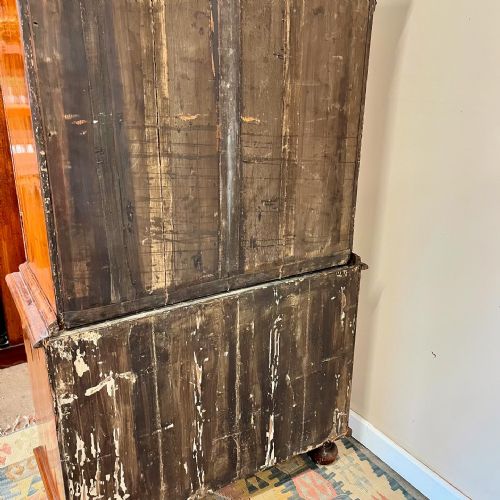 QUEEN ANNE WALNUT BOOKCASE - ADDITIONAL PHOTO 2