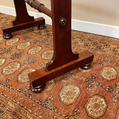 19TH CENTURY MAHOGANY LIBRARY WRITING TABLE - ADDITIONAL PHOTO 5