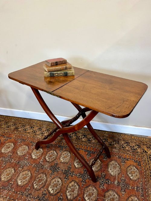 19th century coaching table - CATEGORY: ANTIQUE TABLES - DATED 19TH CENTURY