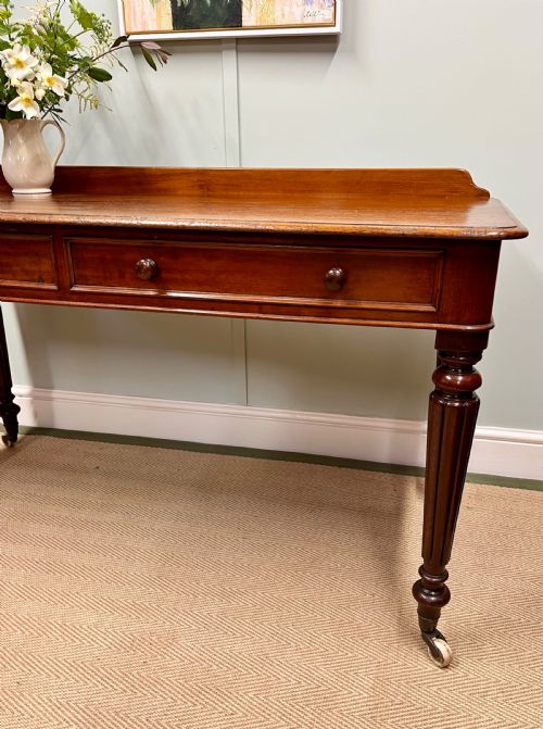 19TH CENTURY MAHOGANY WRITING TABLE - ADDITIONAL PHOTO 3