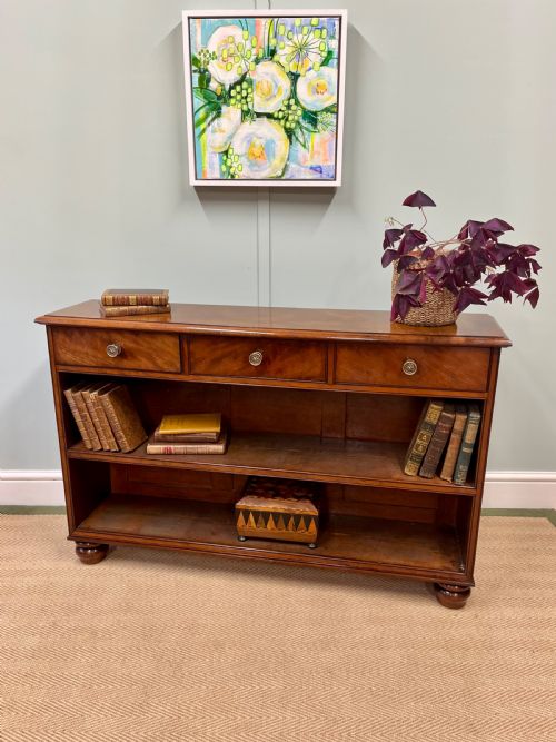 19th century mahogany bookcase - CATEGORY: ANTIQUE BOOKCASES - DATED 19TH CENTURY