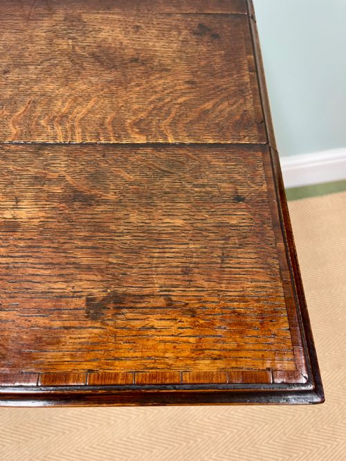 18TH CENTURY OAK SIDE TABLE - ADDITIONAL PHOTO 3