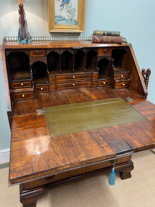 GEORGIAN WALNUT BUREAU - ADDITIONAL PHOTO 6