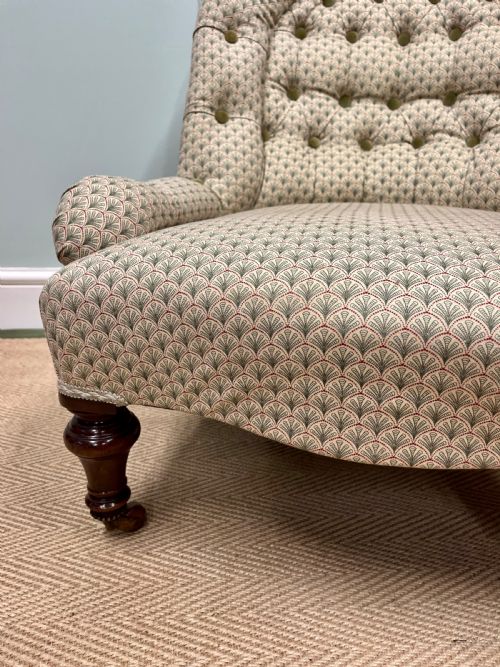 19TH CENTURY BUTTON BACKED CHAIR - ADDITIONAL PHOTO 1