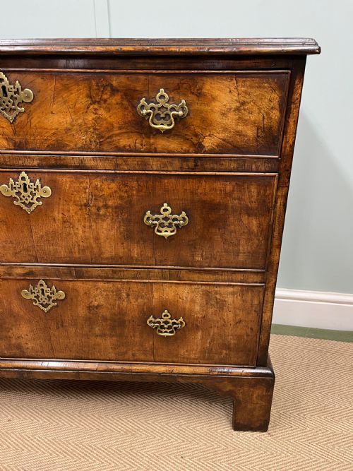 GEORGIAN WALNUT CHEST OF DRAWERS - ADDITIONAL PHOTO 7