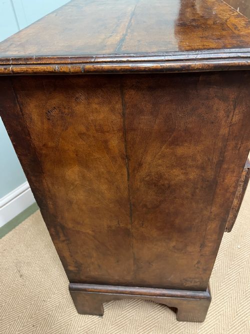 GEORGIAN WALNUT CHEST OF DRAWERS - ADDITIONAL PHOTO 11