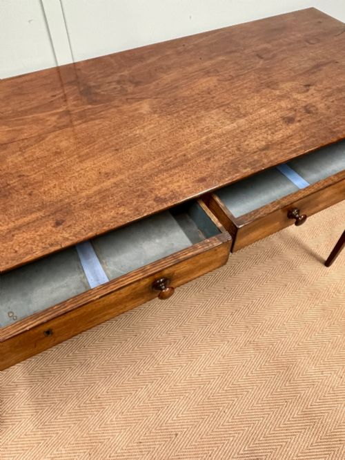 19TH CENTURY MAHOGANY TABLE - ADDITIONAL PHOTO 5