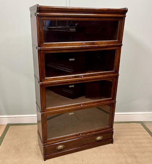 GLOBE WERNICKE 4 SECTION BARRISTERS BOOKCASE