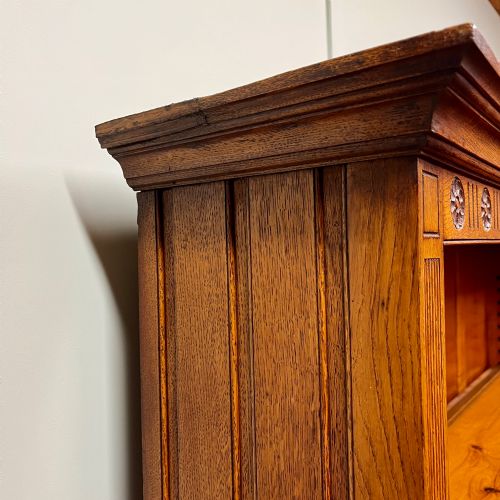 19TH CENTURY OAK DRESSER - ADDITIONAL PHOTO 5