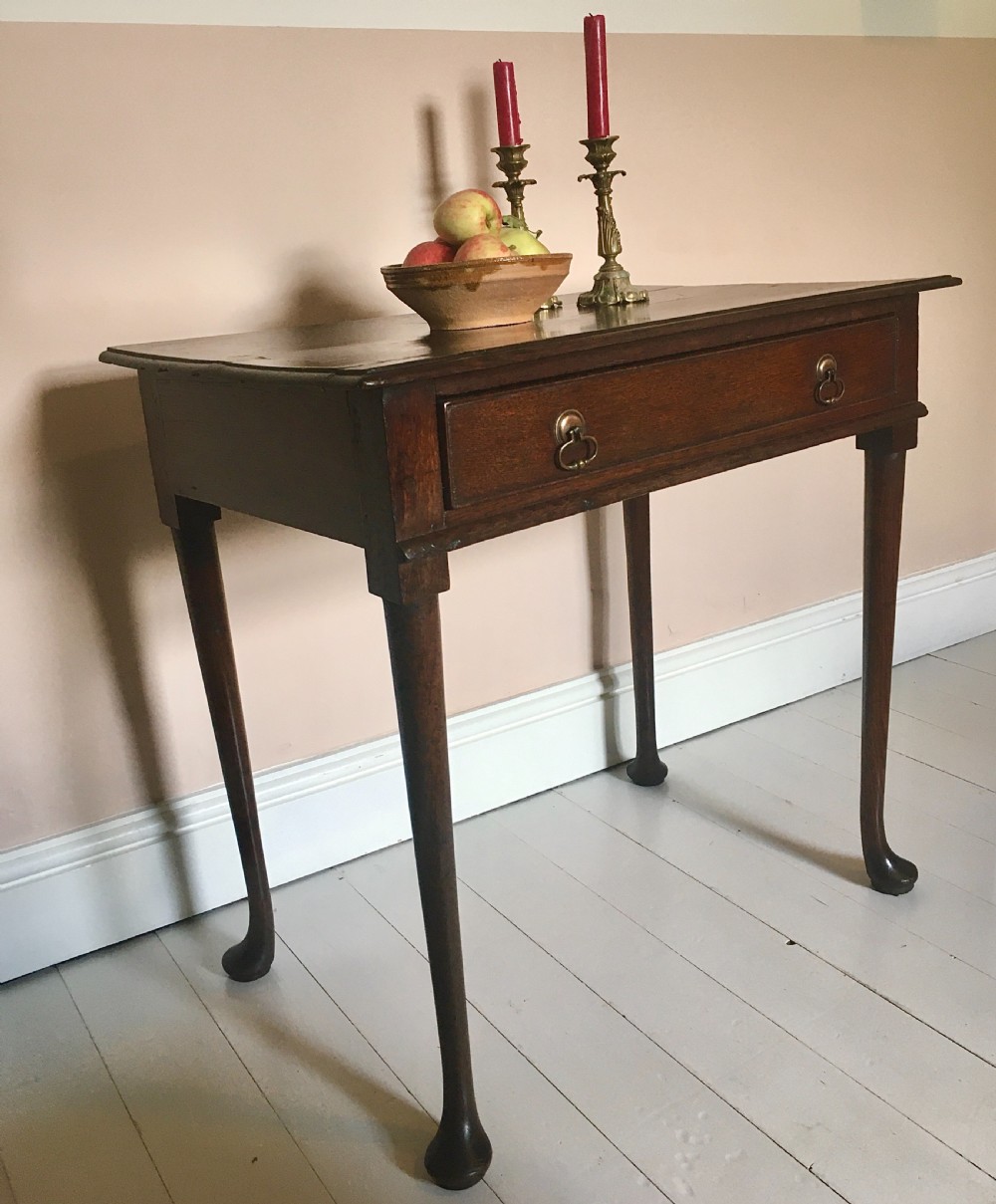 18th century oak side table View V
